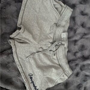 Aeropostale Light Gray Women's Athletic Shorts
